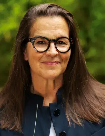 Annie Jacobsen