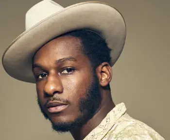 Fotografia de Leon Bridges
