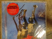 Capa do artigo A Beautiful Revolution (Pt 1) - CD