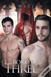 Capa do artigo A Bond Of Three