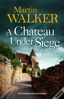 Capa do artigo A Chateau Under Siege