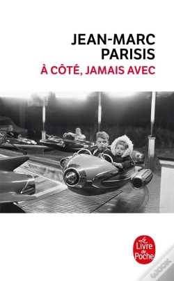 Capa do artigo À Côté, Jamais Avec