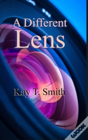 Capa do artigo A Different Lens