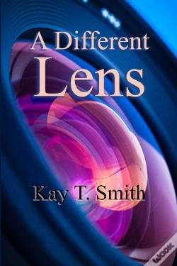 Capa do artigo A Different Lens