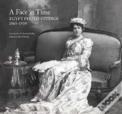 Capa do artigo A Face In Time