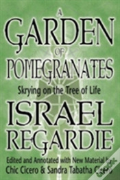 Capa do artigo A Garden Of Pomegranates