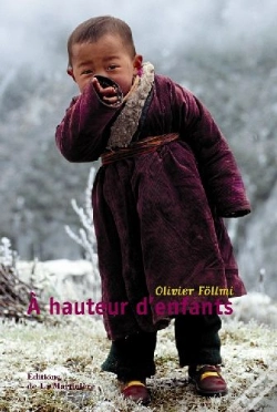 Capa do artigo À Hauteur D'Enfants