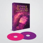 Capa do artigo A Hot Summer Night - CD