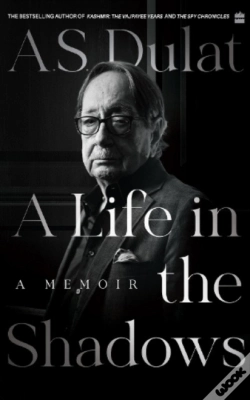 Capa do artigo A Life In The Shadows
