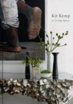 Capa do artigo A Living Space