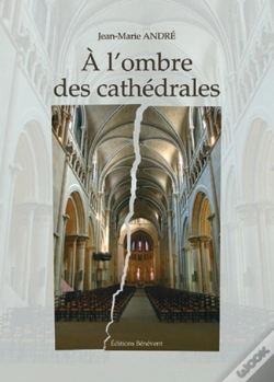 Capa do artigo À L'Ombre Des Cathédrales