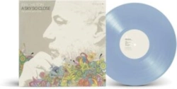 Capa do artigo A Sky So Close - Vinil