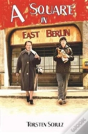 Capa do artigo A Square In East Berlin
