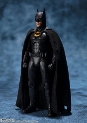Capa do artigo Action-Figure S.H. Figuarts The Flash Batman 15 cm