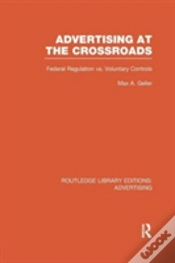 Capa do artigo Advertising At The Crossroads