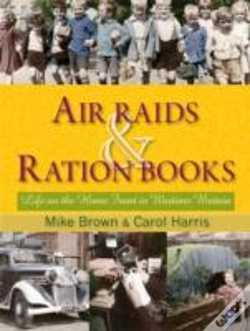 Capa do artigo Air Raids & Ration Books