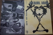 Capa do artigo Alive - Cassete