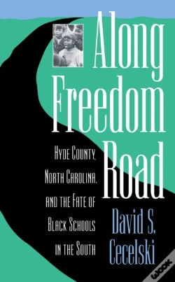 Capa do artigo Along Freedom Road