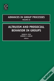 Capa do artigo Altruism And Prosocial Behavior In Groups