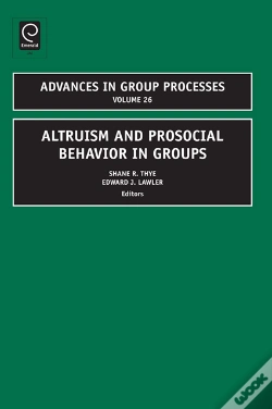 Capa do artigo Altruism And Prosocial Behavior In Groups