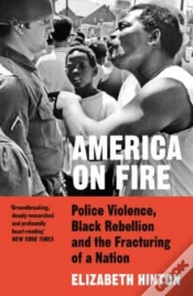 Capa do artigo America On Fire