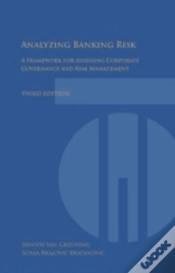 Capa do artigo Analyzing Banking Risk