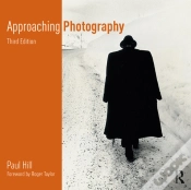 Capa do artigo Approaching Photography
