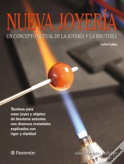 Capa do artigo Artes & Oficios. Nueva Joyería