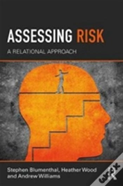 Capa do artigo Assessing Risk