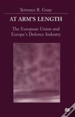 Capa do artigo At Armâ€™S Length