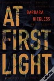 Capa do artigo At First Light