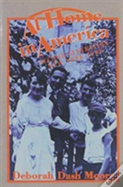 Capa do artigo At Home In America