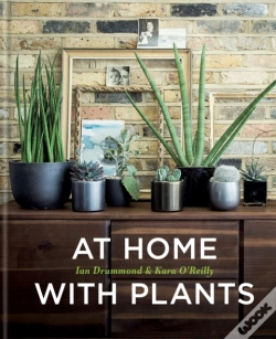 Capa do artigo At Home With Plants