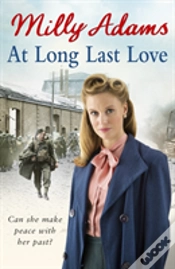 Capa do artigo At Long Last Love