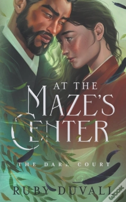 Capa do artigo At The Maze'S Center