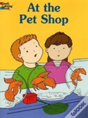 Capa do artigo At The Pet Shop