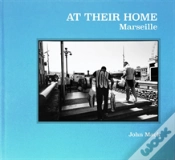Capa do artigo At Their Home