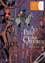 Au Pays Des Ombres