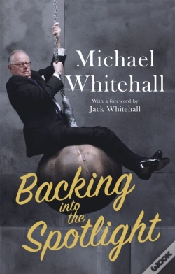 Capa do artigo Backing Into The Spotlight