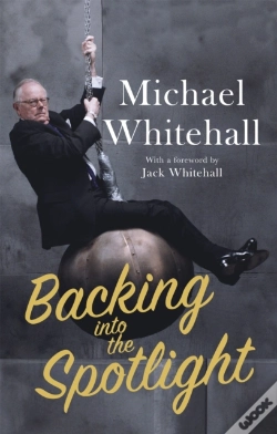 Capa do artigo Backing Into The Spotlight