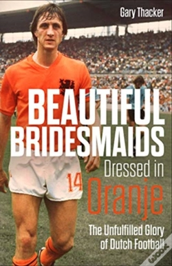 Capa do artigo Beautiful Bridesmaids Dressed In Oranje