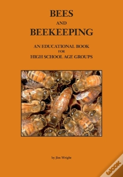 Capa do artigo Bees And Beekeeping: An Educational Book