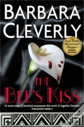 Bee'S Kiss
