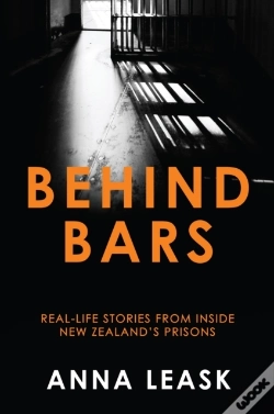 Capa do artigo Behind Bars