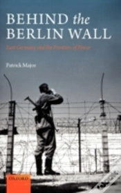 Capa do artigo Behind The Berlin Wall