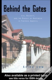 Capa do artigo Behind The Gates