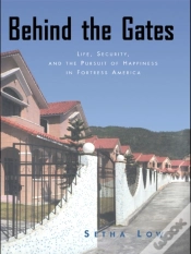 Capa do artigo Behind The Gates