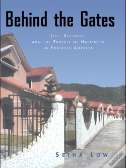 Capa do artigo Behind The Gates