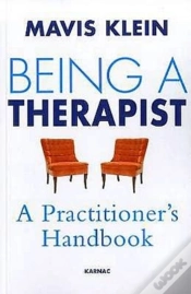 Capa do artigo Being A Therapist