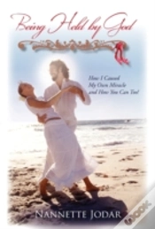 Capa do artigo Being Held By God